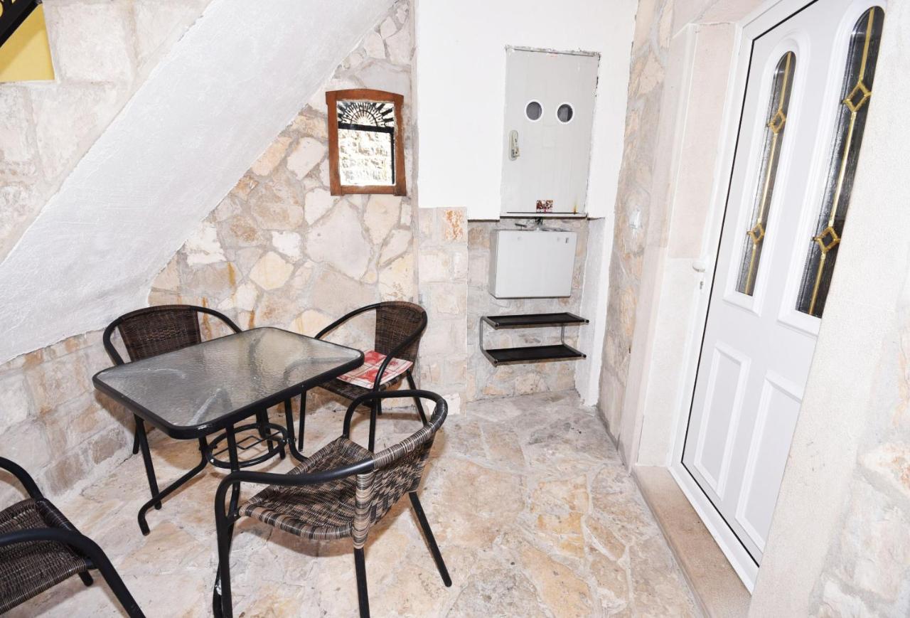 Vila Kula 1830 Apartments Herceg Novi Luaran gambar