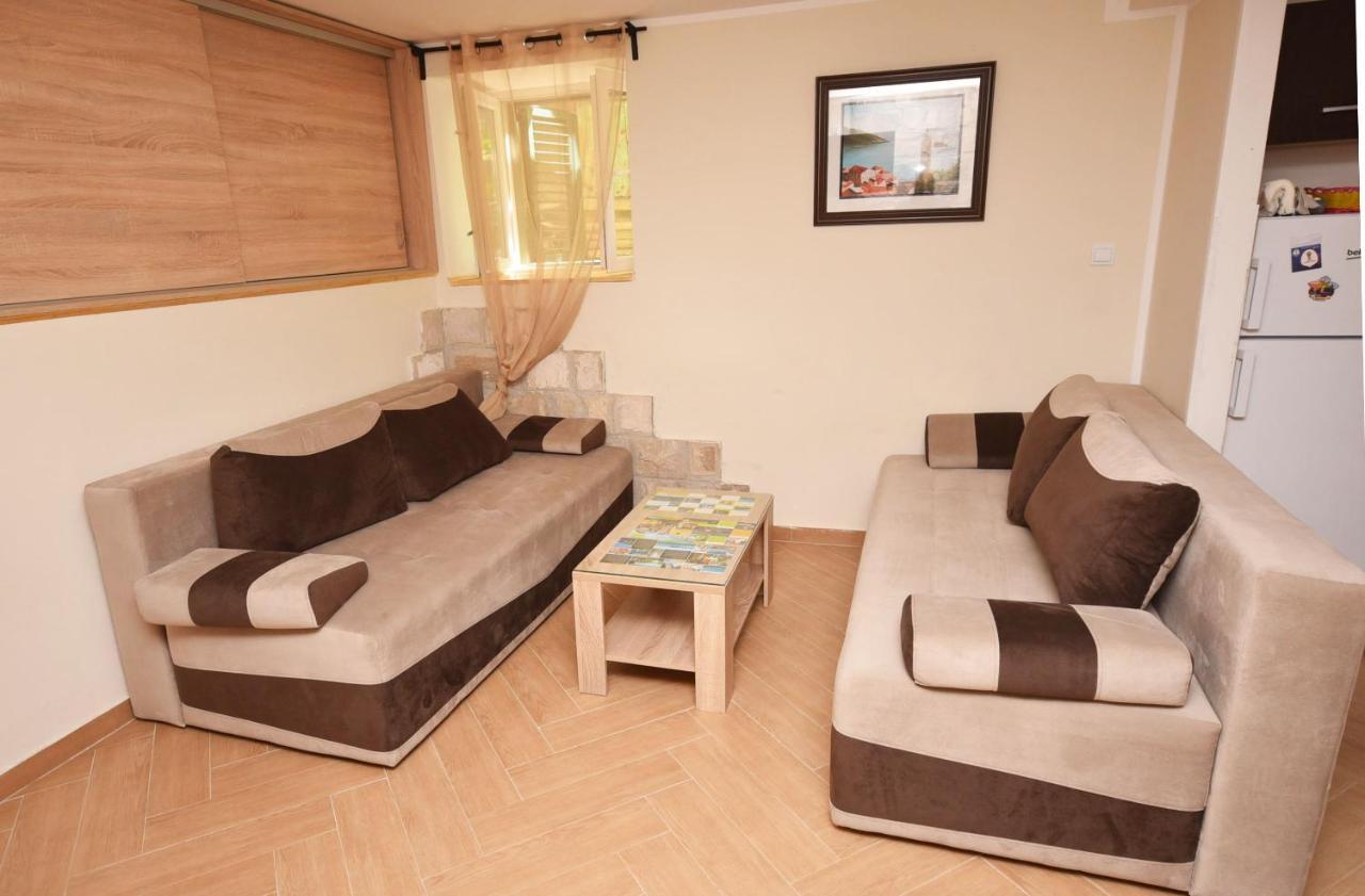 Vila Kula 1830 Apartments Herceg Novi Luaran gambar